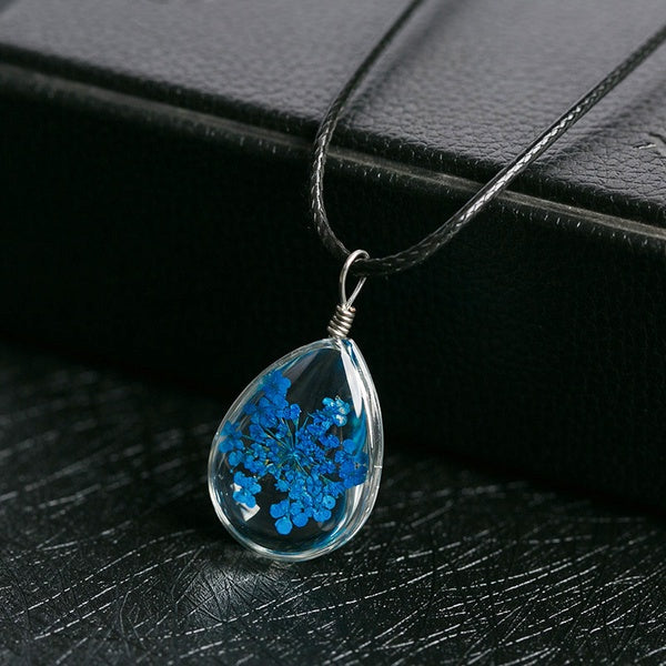 Glass-Preserved Blue Flowers Necklace