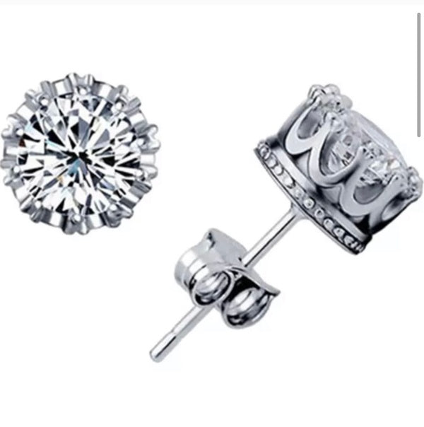 ROYAL ♡  925 Sterling Silver AAA Cubic Zirconia Diamond Stud Earrings