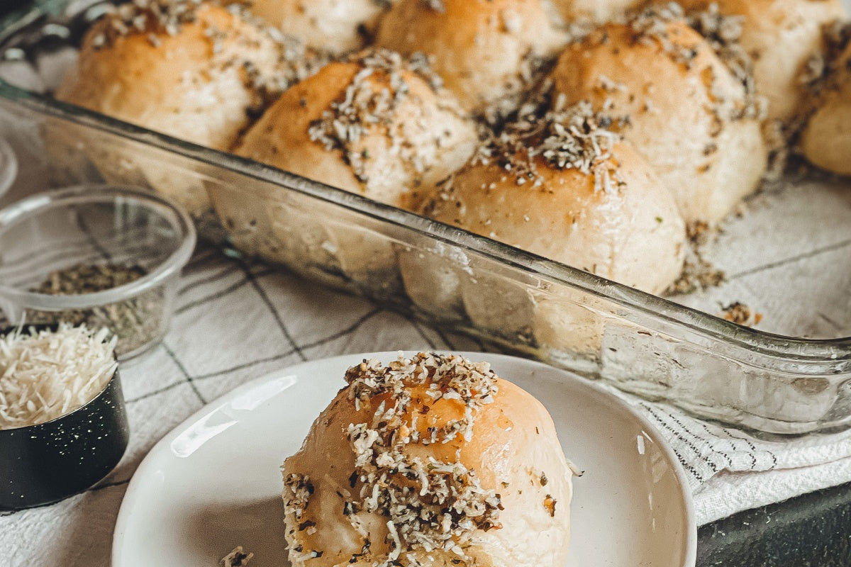 Herb Dinner Rolls: 1-Time Bread Making Kit