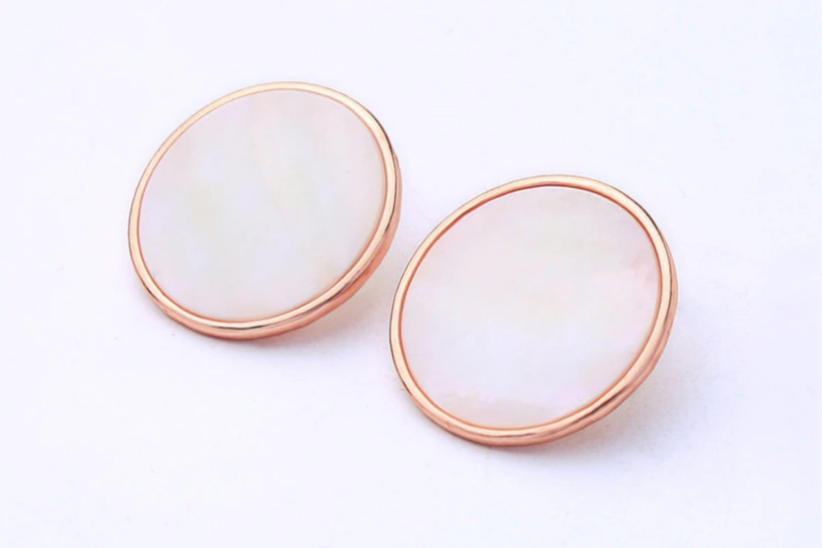 Large Rose Gold-Rimmed White Round Shell Earrings