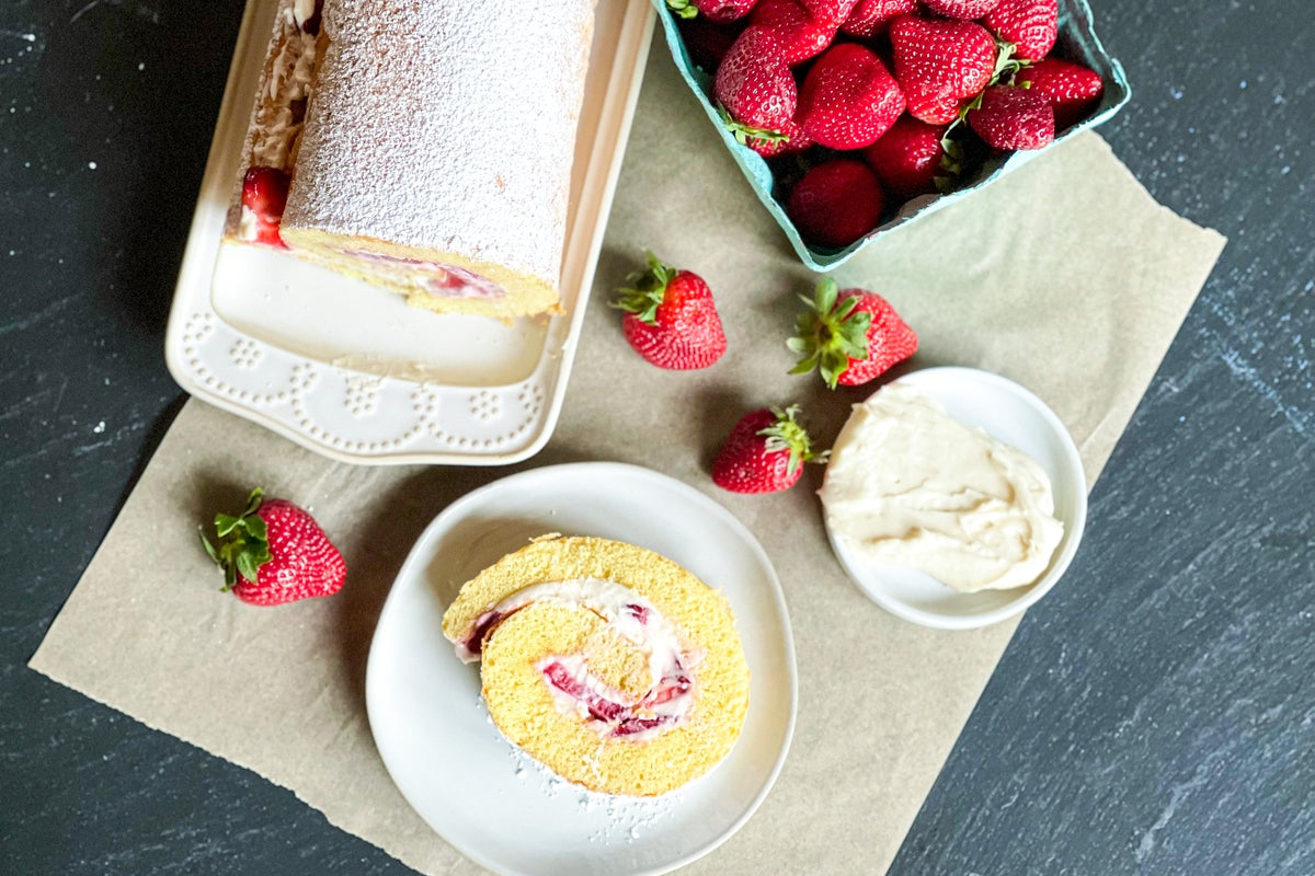 SOLD OUT: Strawberry Shortcake Swiss Roll: 1-Time Baking Kit