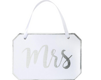 'Mrs' Decorative Sign