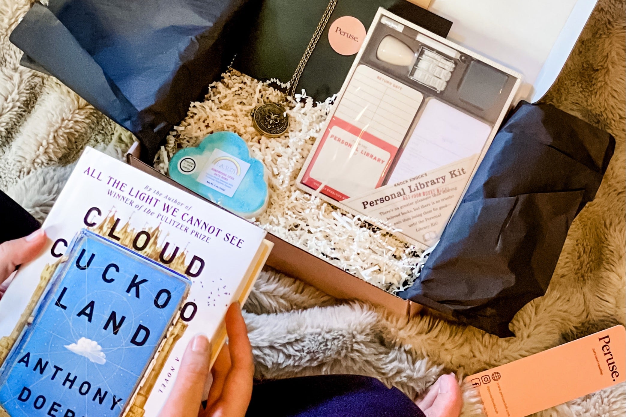 Knock Knock's Personal Library Kit Is The Best Gift For Your Book-Loving  Friends